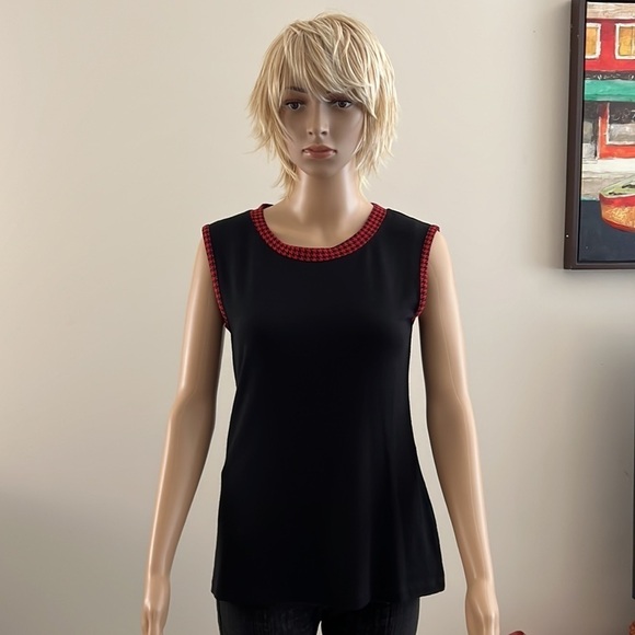 DOLCEZZA Sleeveless Sweater NWT - Picture 11 of 11